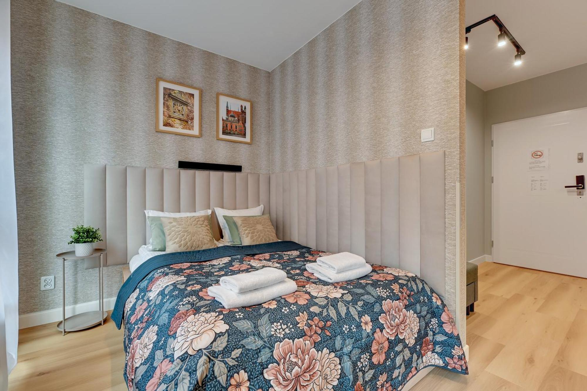 Stay Win Apartments Chmielna Park Danzig Exterior foto